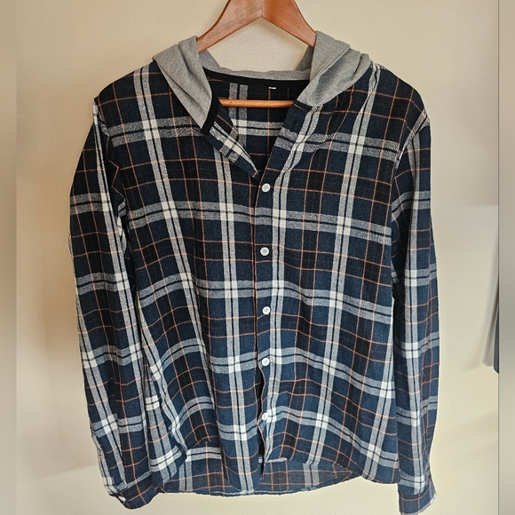 Contrast Plaid Button Up Hoodie Shirt From AMAZON Unisex - Picture 2 of 6
